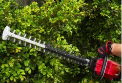 Honda battery Hedgetrimmer - tool only