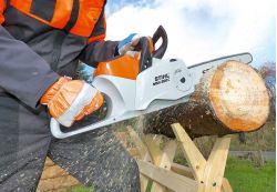 Stihl Battery Chainsaw MSA 200